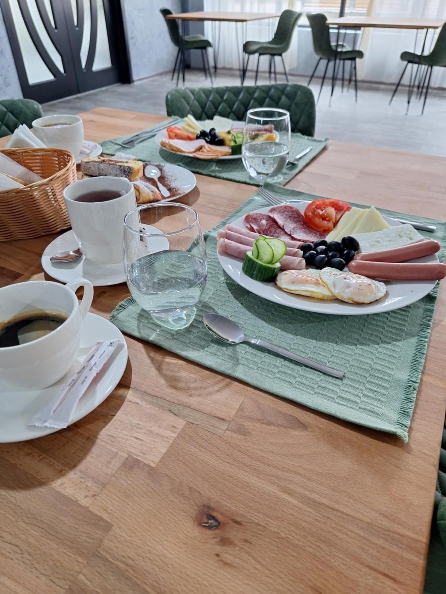 Danifeld Inn Voronet Εξωτερικό φωτογραφία